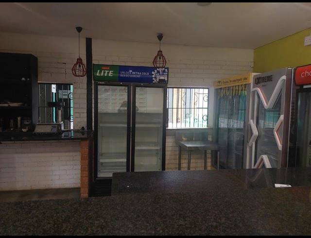 1,200M² BUILDING FOR SALE IN MERRIVALE